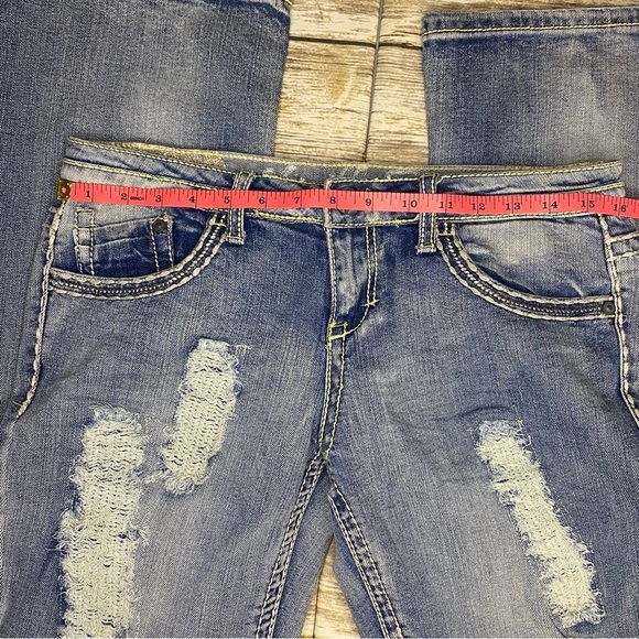 Vanilla Star Medium Wash Y2K Distressed Flare Jeans Juniors Size 9 - Picture 6 of 11